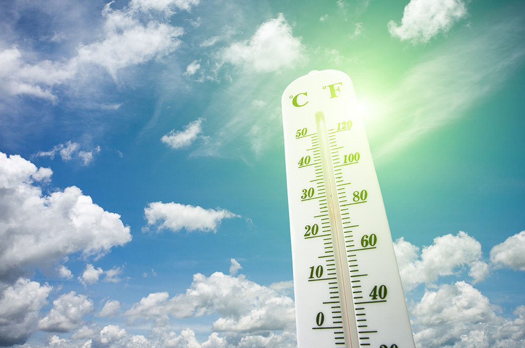 Thermal barrier solvent paint